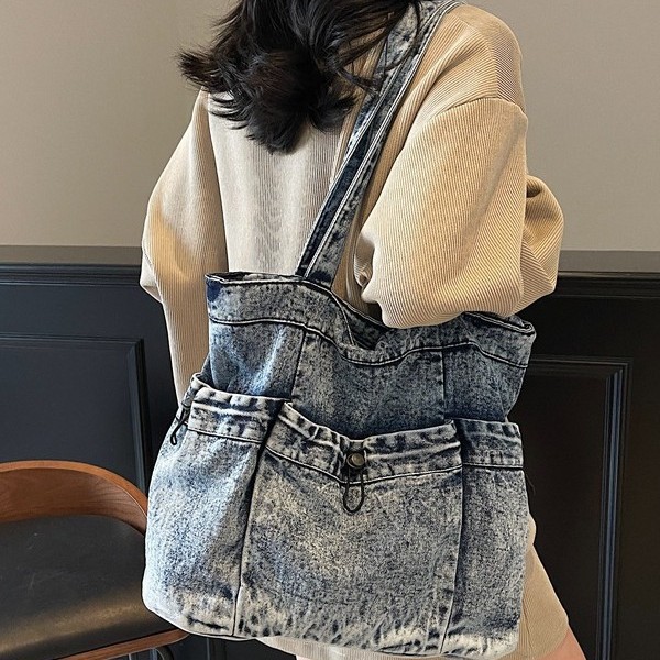 A new cross-border versatile and fashionable denim bag for children, a new simple and fashionable women's bag for daily commuting Specification drawing