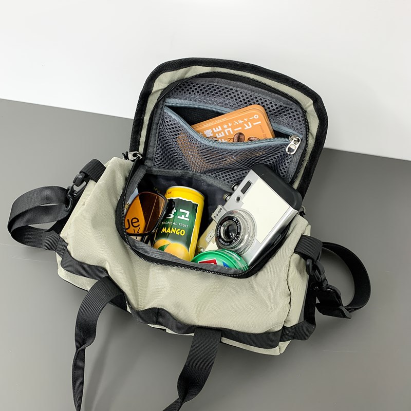 Men's 2024 new lightweight sports bucket bag, commuter single-shoulder bag, trendy brand hand-held yoga and fitness bag for women Application Scenario