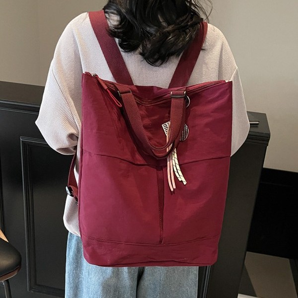 Casual large-capacity tote bag for women, 2024 winter, simple nylon fabric single-shoulder bag, versatile crossbody bag for school and commuting details Picture