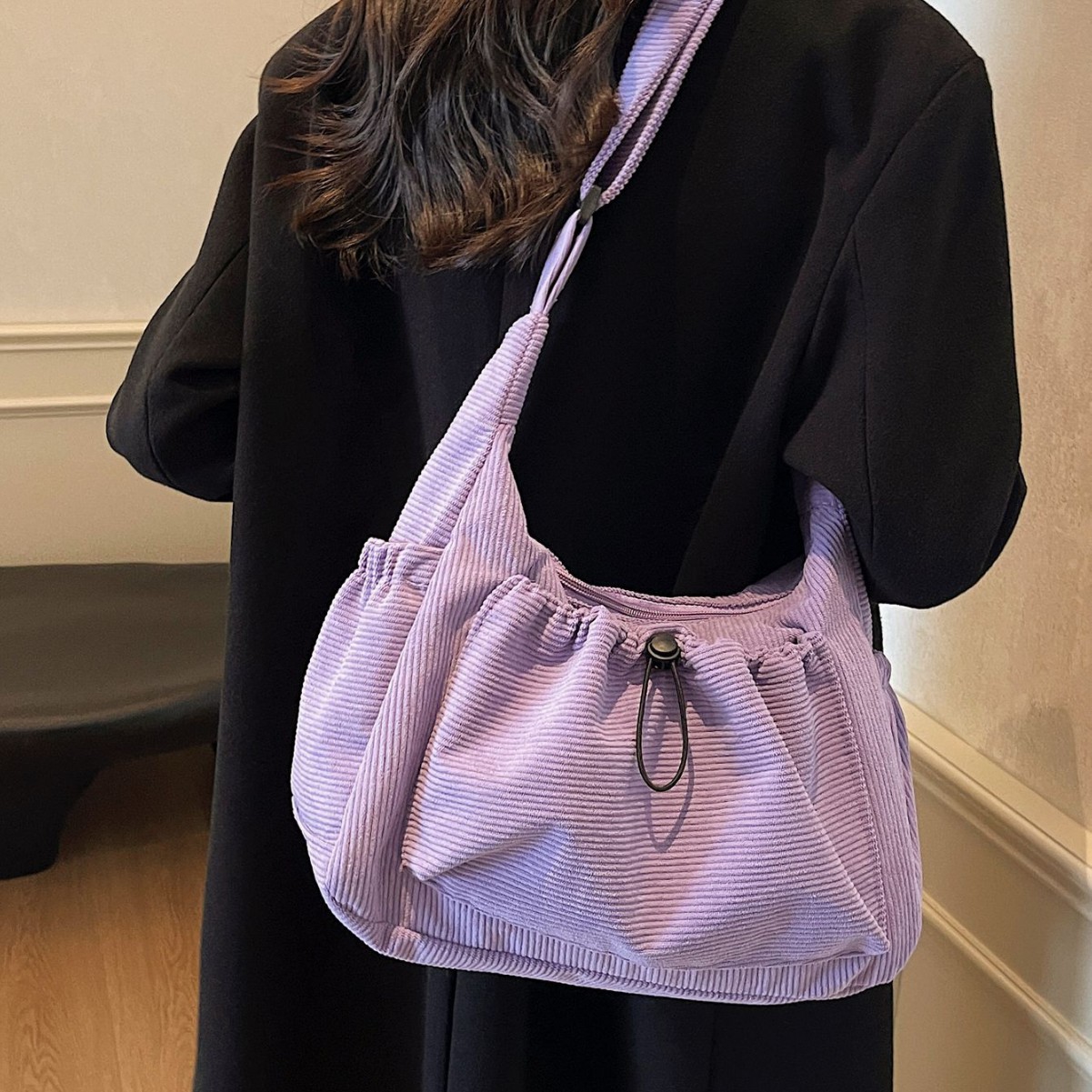 This is a new 2024 autumn retro style casual and versatile Tote large-capacity solid color single-shoulder crossbody corduroy bag for women full figure