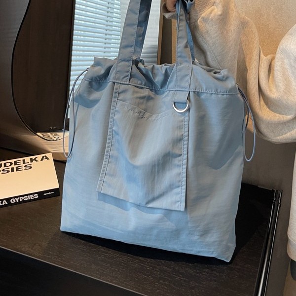 New Korean version nylon single-shoulder bag, women's large-capacity tote bag, lightweight travel, student cloth bag for commuting, Japanese style details Picture