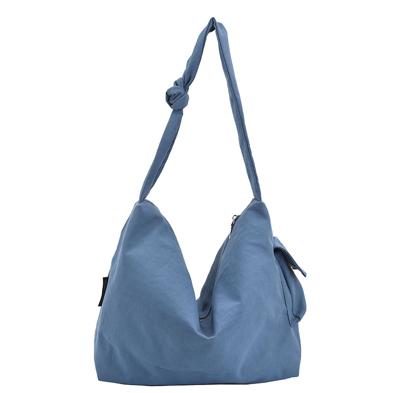 The 2022 new Japanese-style dumpling bag, fashionable and simple single-shoulder bag, artistic nylon fabric crossbody tote bag for women Item Picture