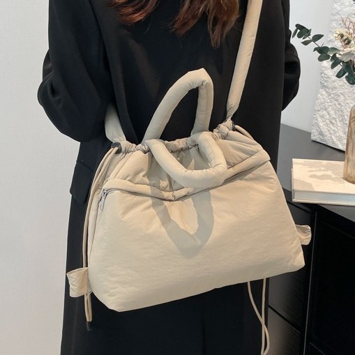 Fashionable new cotton-padded jacket bag, multi-purpose bag, large capacity, lightweight, versatile for autumn and winter, single-shoulder crossbody bag, women's backpack Application Scenario