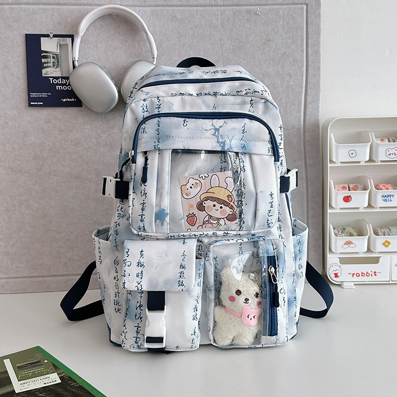 New Chinese-style backpacks for girls, large-capacity student backpacks, casual computer backpacks for junior high school girls and senior high school students Application Scenario