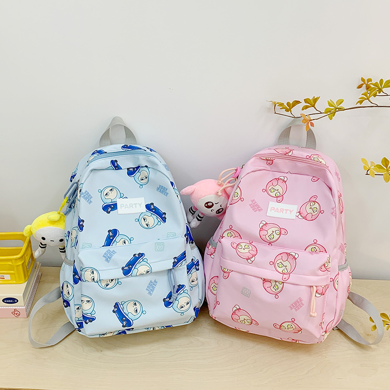 Cute cartoon InS-style large-capacity 2025 new egg-shaped girl heart backpack for junior high school, senior high school and college students full figure