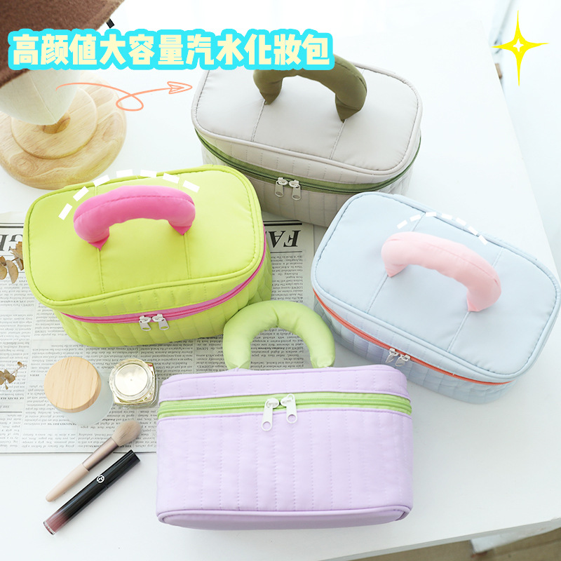 A small, large-capacity, cute, simple, waterproof cosmetic storage bag for Instagram, a portable handbag for going out Specification drawing