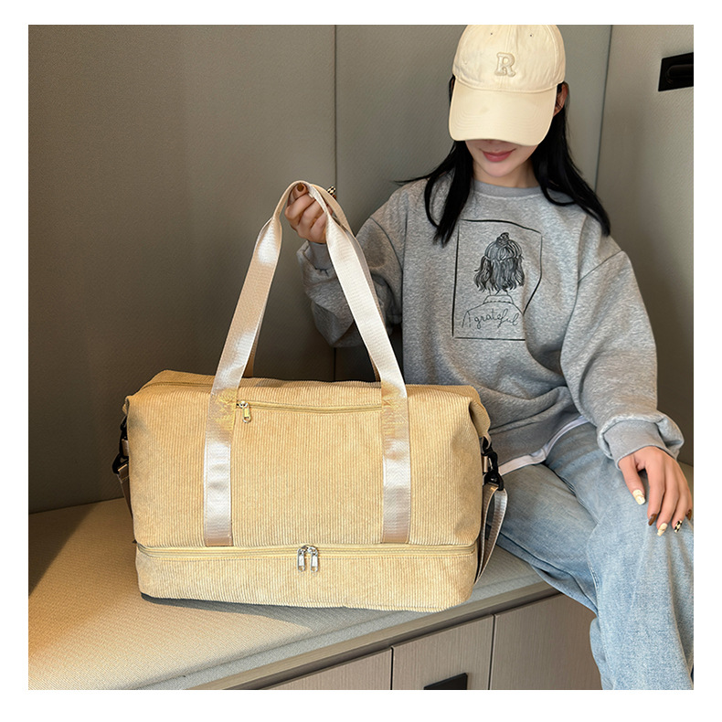 Wholesale new travel bags, large-capacity corduroy lightweight sports and fitness bags, dry and wet separation boarding bags for going out Application Scenario