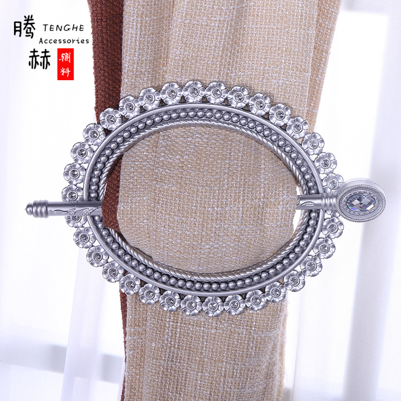 Wholesale supply of curtain clips, curtain rings, perforated rings, Roman rings, plastic hanging rings, drill rings and accessories from Yiwu manufacturers details Picture