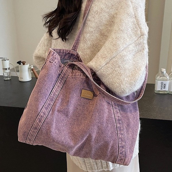 A niche design 2024 new Korean style ins denim fashionable, simple and versatile single-shoulder tote bag for commuting and shopping full figure