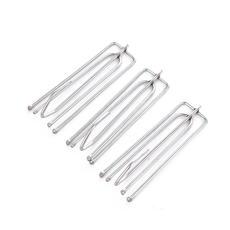 Factory direct sales of 18-34 window accessories: Four-fork hooks, curtains, four-claw hooks, curtain fabric, fork hooks, and hardware trims Item Picture