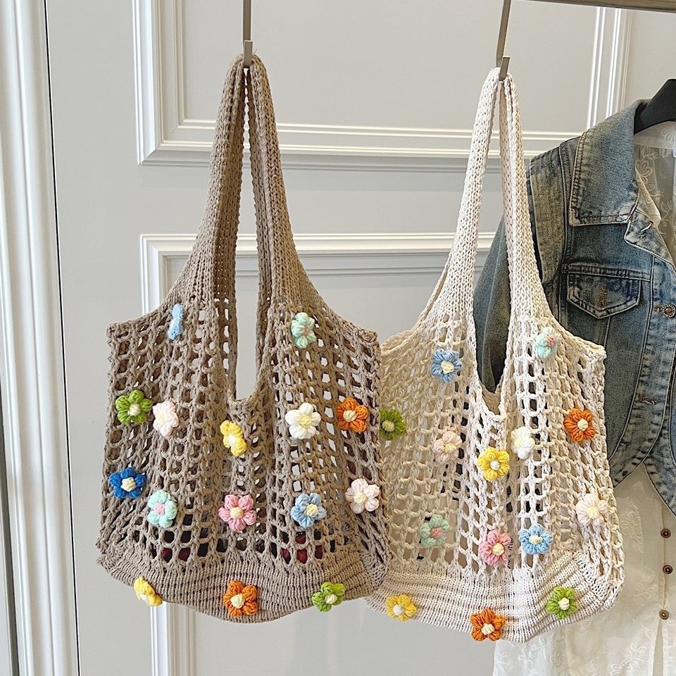 Woven bag for women, large capacity, 2024 new style, niche design, summer hollowed-out single-shoulder bag, texture, trendy bucket bag Application Scenario
