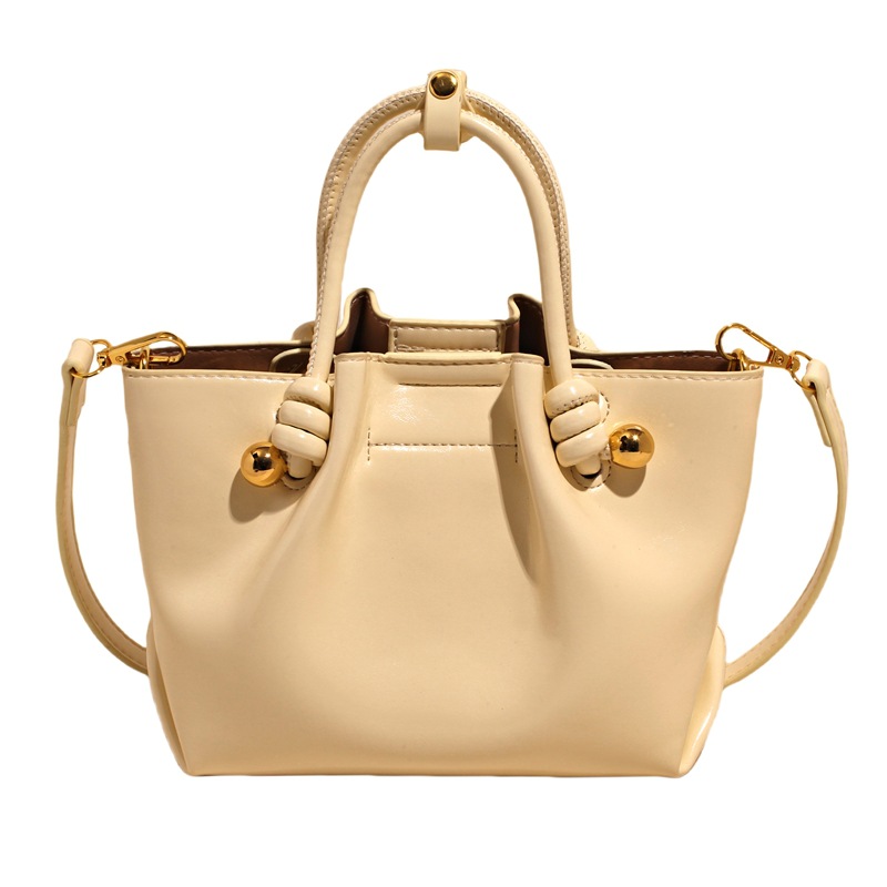 A high-end, niche design pleated hand-held bucket bag for women, a new 2025 fashionable and versatile single-shoulder crossbody bag for commuting Item Picture