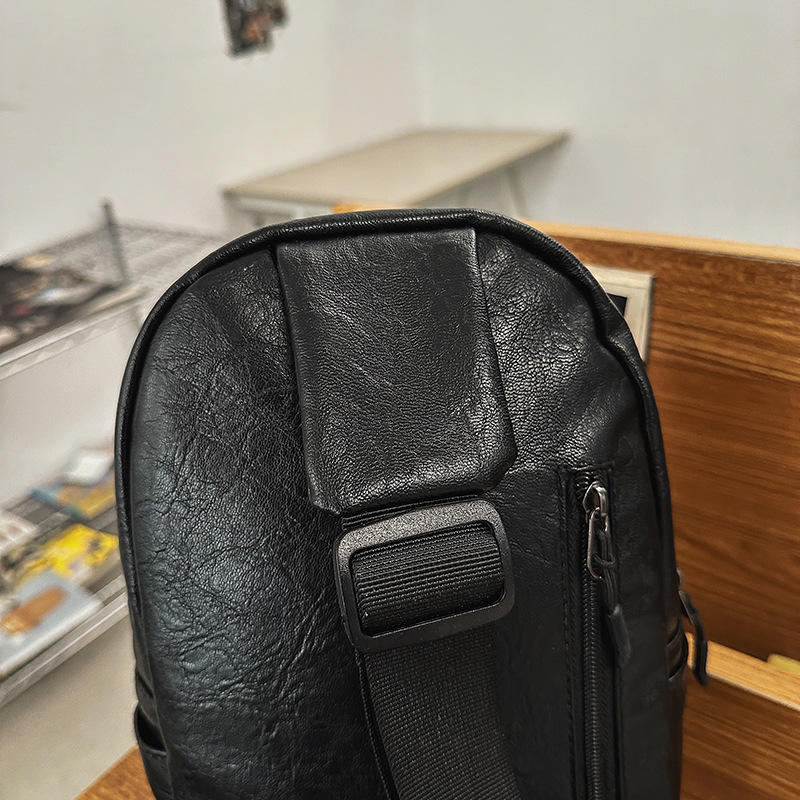High-end pu leather chest bag, gender-neutral style, trendy single-shoulder backpack for both men and women, casual sports cycling crossbody bag Specification drawing