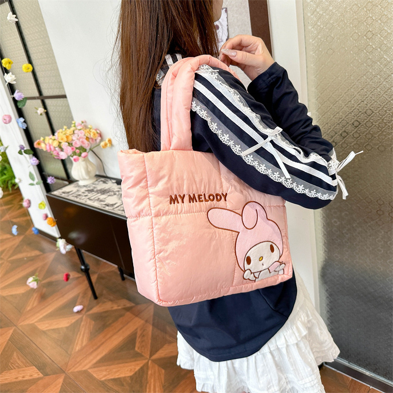 New cartoon down fabric hand-held shoulder bag, cute and portable tote bag, girlish commuting and school crossbody wholesale Application Scenario