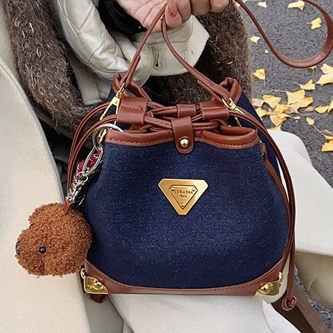 Fashionable and casual bucket bag for women, Korean style, trendy and high-end denim single-shoulder bag, 2025 new niche crossbody bag Specification drawing