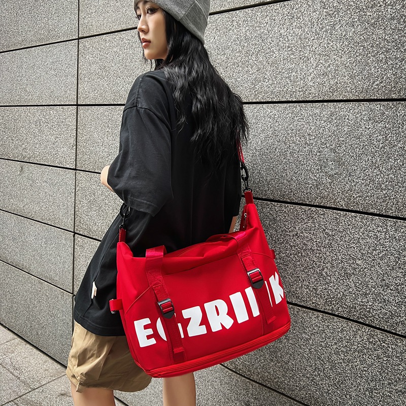 Trendy and fashionable short-distance travel bags for men and women, large-capacity lightweight portable fitness bags for casual outings, boarding storage bags Specification drawing