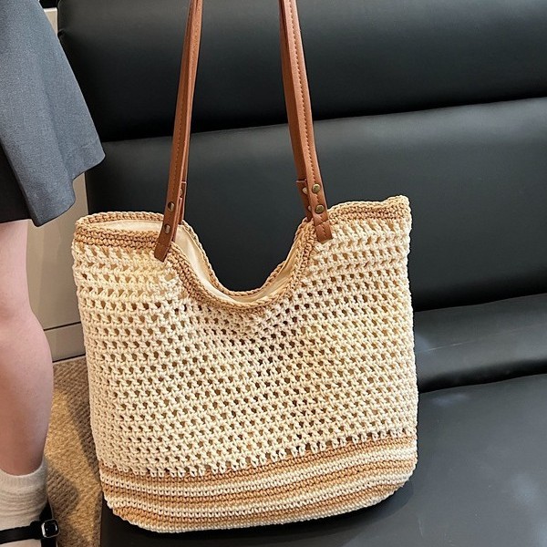 Textured woven handbag for women, Spring 2025 new style, seaside vacation and casual, large-capacity underarm single-shoulder bag for women full figure