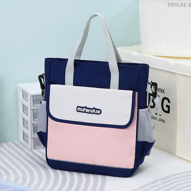A large-capacity British color-blocking tutorial bag for primary school students, a lightweight color-blocking crossbody bag that can be used on both shoulders, a new and durable design details Picture