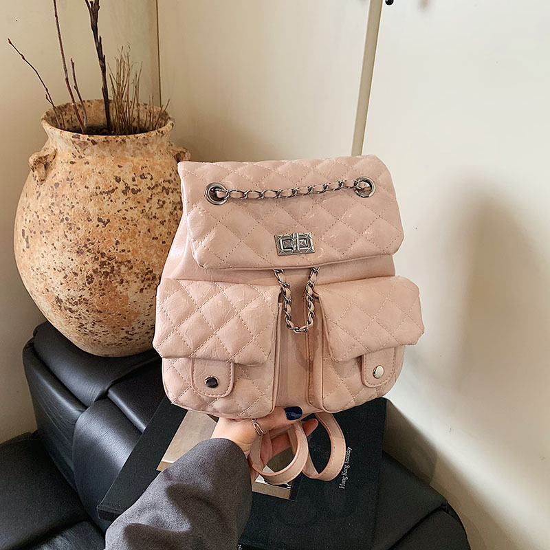 Diamond-shaped embroidered thread women's large-capacity backpack 2025 new style, versatile chain backpack, high-end retro schoolbag full figure
