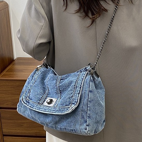 Denim bag for women 2025 Spring/Summer New fashion chain bag, large-capacity tote bag, single-shoulder crossbody bag, cross-border details Picture