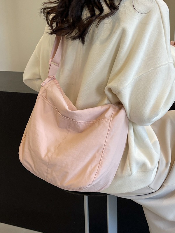 Japanese-style casual and fresh nylon fabric crossbody bag, light and simple solid-color single-shoulder bag, large-capacity student class bag full figure
