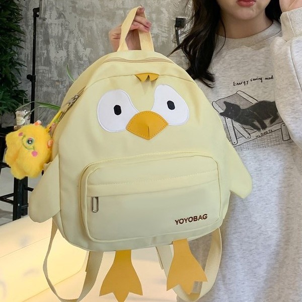 Stylish and cute 2025 New Gugu Chicken Commuter Bag, large capacity, cartoonish, fresh and versatile, girlish style schoolbag Application Scenario