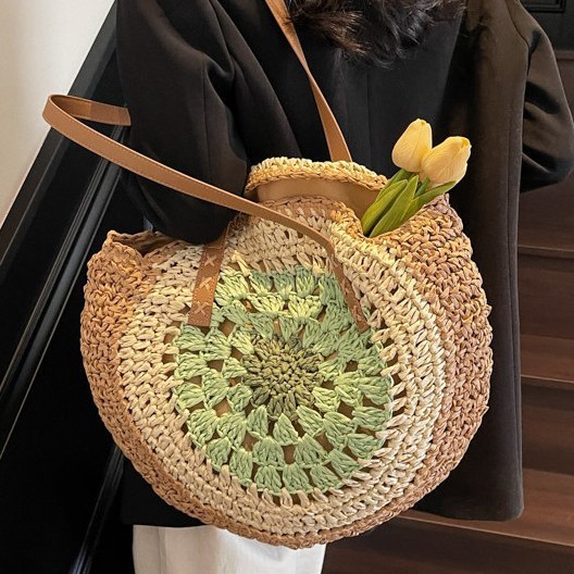 Super popular and stylish woven straw large-capacity women's 2025 new style seaside vacation beach single-shoulder tote bag full figure