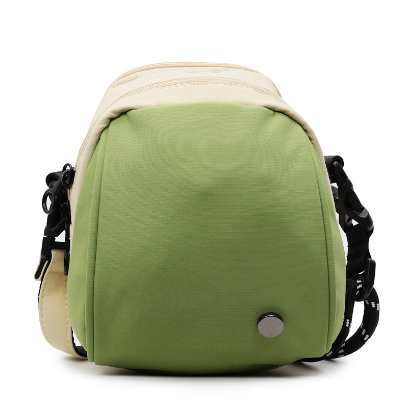 Wholesale of new, simple, large-capacity, eye-catching, lightweight and wear-resistant crossbody bags, versatile for commuting, solid-color cloth bags, single-shoulder bags Item Picture