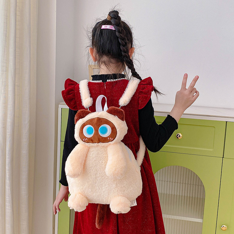 Cute Siamese cat backpack, plush cartoon double back, large capacity black cat, elegant and cute backpack, crossbody bag Application Scenario