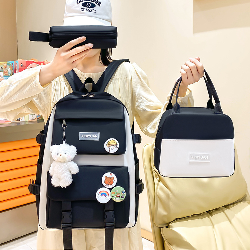 Wholesale of new cross-border schoolbags for girls, Korean version, large capacity backpacks for junior high school and primary school students, double-shoulder bags, insulated lunch boxes and bags Application Scenario