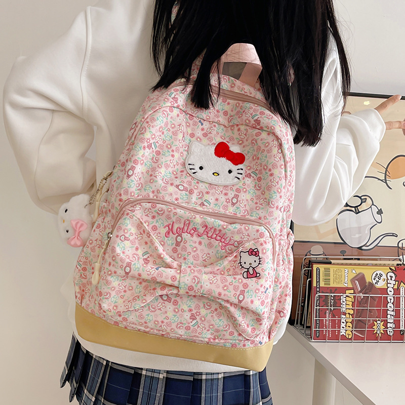 Cross-border sweet and cute, high appearance level bow, large-capacity schoolbag for junior and senior high school classes, and backpack for primary school students Application Scenario