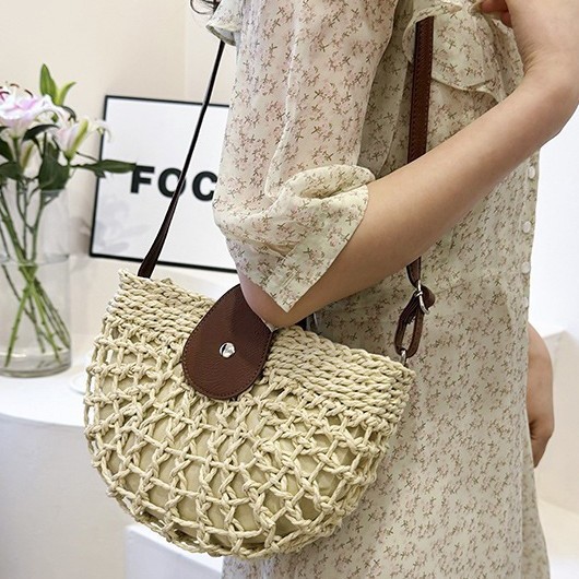 New trendy single-shoulder straw bag, woven bag, vacation beach bag, women's bag, fresh and clean, semi-circular hollowed-out crossbody straw bag Application Scenario