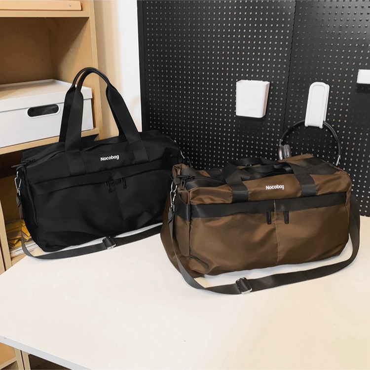Short business trip light handbag, travel bag for going out, spring style sports and fitness bag, storage single-shoulder luggage bag full figure