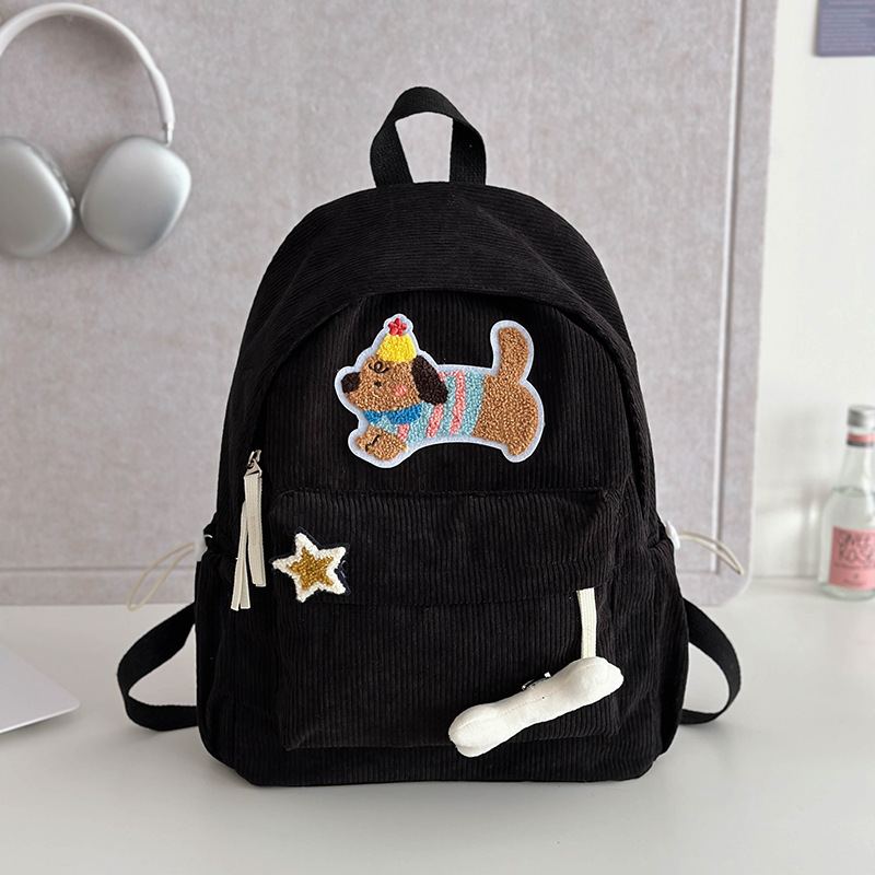 New fashionable, simple and large-capacity backpack, cute for girls, lightweight and lightening, casual commuting cartoon schoolbag for primary school students Application Scenario