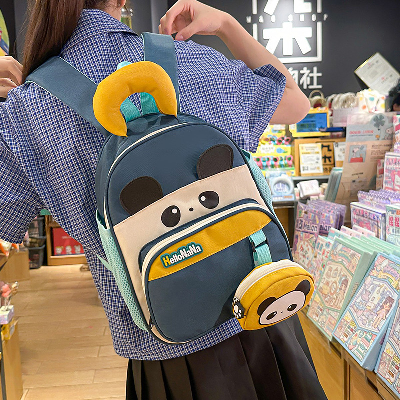 Kindergarten schoolbags for boys and girls in the senior class, cartoon children's backpacks, 3-5 years old children's travel backpacks for export details Picture