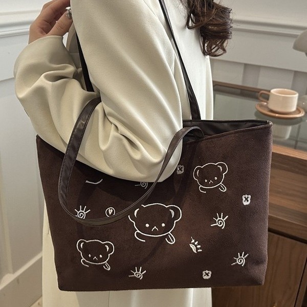 A stylish and retro winter, large-capacity new 2024 autumn/winter underarm commuter single-shoulder tote bag for women Specification drawing