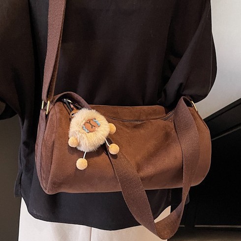 Double single-shoulder travel bag, a Korean version of a niche internet-famous underarm bag and shoulder bag, a retro and fashionable small bag, simple and versatile details Picture