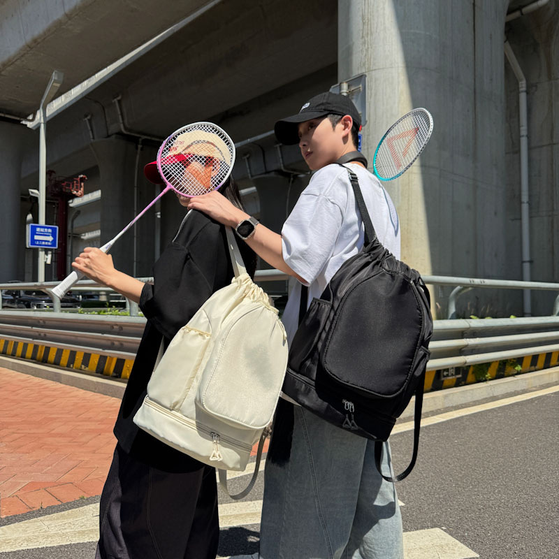 Outdoor sports badminton racket backpack, light and simple, dry and wet separation travel backpack, men's and women's swimming and fitness bag full figure