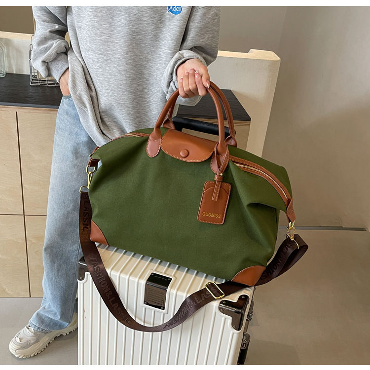 Travel bags for women, large-capacity fashionable travel luggage bags, short-distance lightweight hand-held maternity bags, storage fitness bags Application Scenario