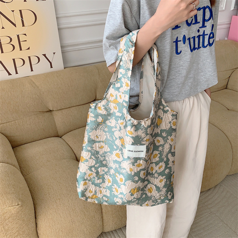 37262 large-capacity canvas bag for women, cute flowers, single-shoulder hand-held bag for college students' classes, shopping vest bag details Picture