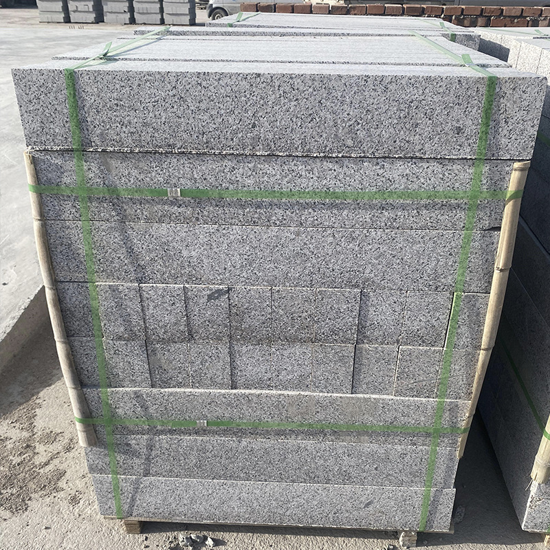Sesame grey granite curb stones, five-flower road side stones, curb stones, roadside stones, Shandong grey marble Stone Factory details Picture