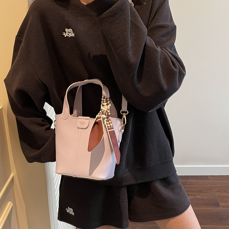 2025 Summer New fashion handbag, Korean-style vegetable basket bucket bag, high-end single-shoulder bag, versatile crossbody bag Specification drawing