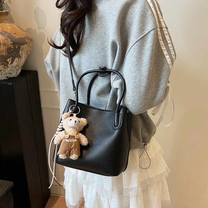 Korean trendy and fashionable hand-held bucket bag for women, new Spring/Summer 2025, simple, casual and high-end single-shoulder crossbody bag Specification drawing