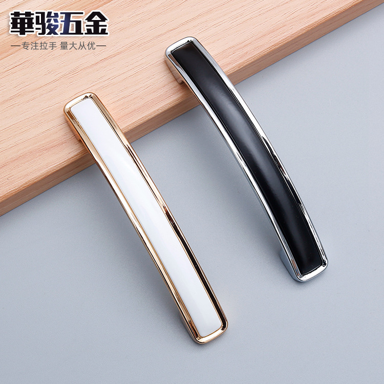 Wholesale of new modern and simple zinc alloy, chrome black, gold and white handles for cabinets, drawers, wardrobes, furniture hardware and door handles details Picture