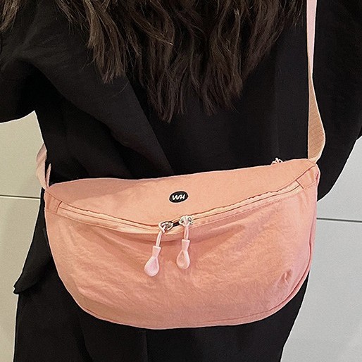 2025 New ultra-light waterproof fabric bag, women's versatile single-shoulder crossbody bag, nylon bag, lightweight and practical, large-capacity bag full figure