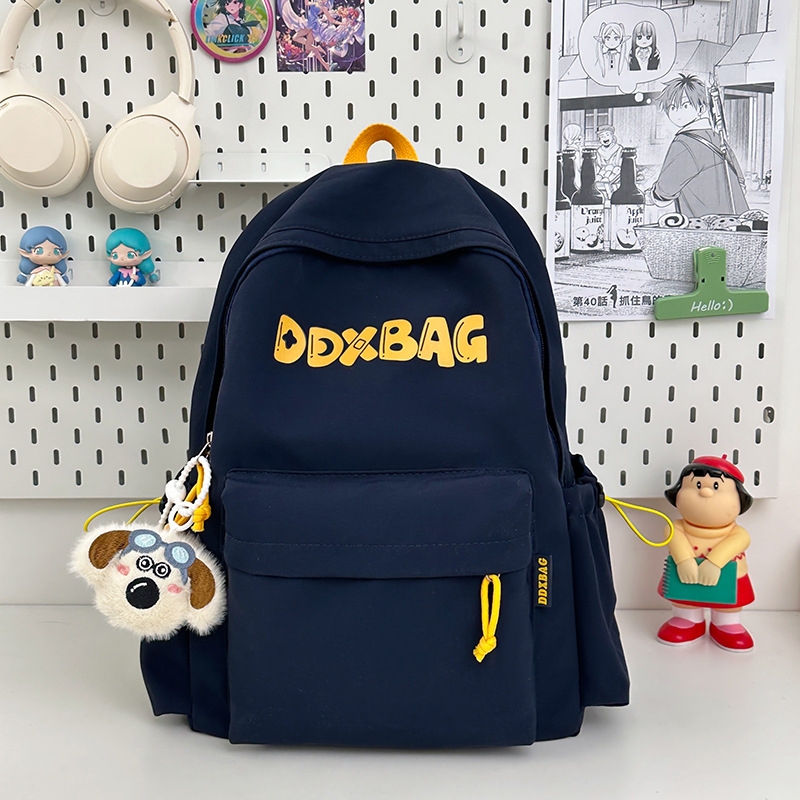 American-style retro schoolbags, large-capacity backpacks for junior high school girls, lightweight backpacks for high school and college students, and small-sized backpacks Specification drawing
