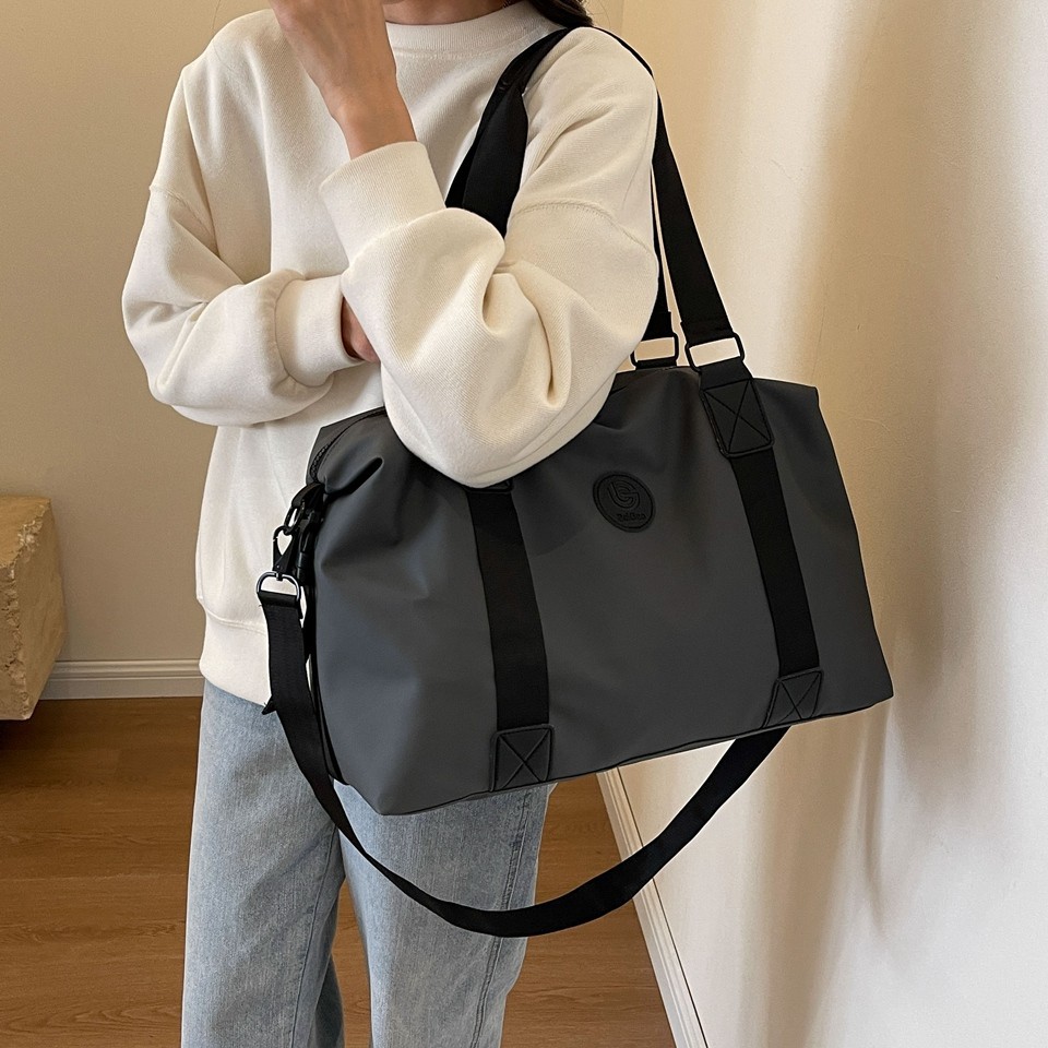 Short-distance travel bag, large-capacity travel luggage bag, hand-carry and crossbody yoga exercise bag, dry and wet separation fitness bag details Picture