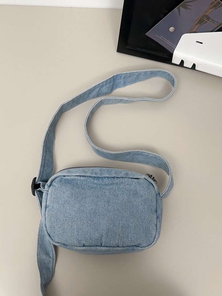 Artistic style casual small bag for women, ins denim single-shoulder bag, Korean mini phone bag, retro Japanese crossbody bag Item Picture