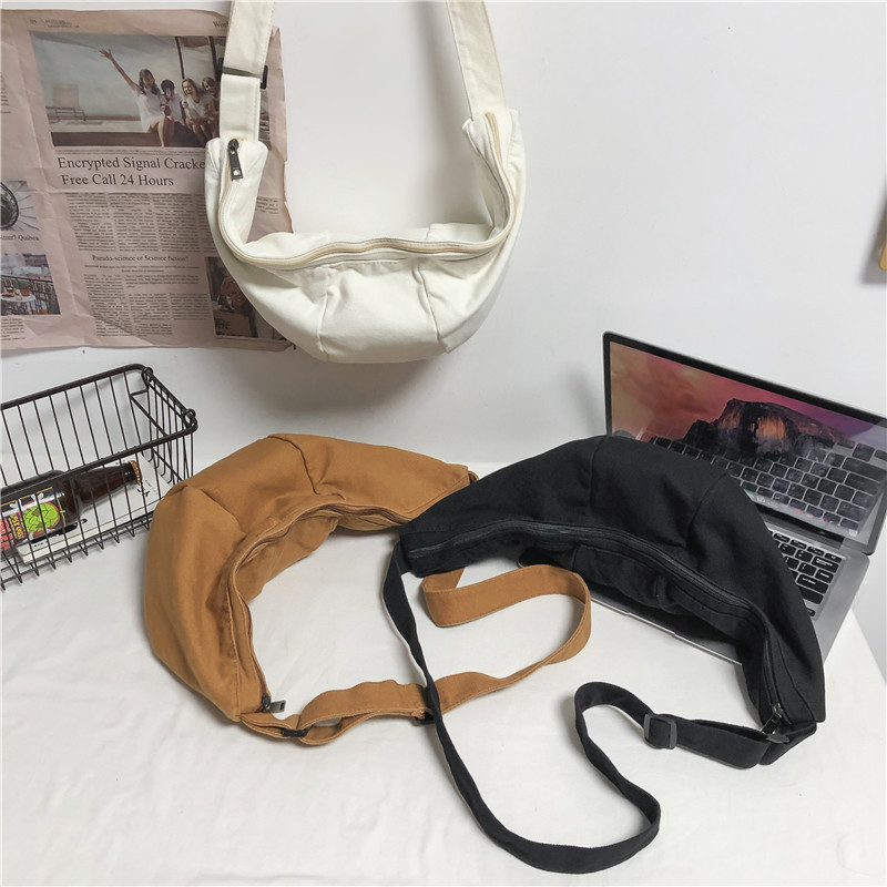 Crossbody bag, Japanese-style dumpling bag for women, casual and simple, artistic single-shoulder bag for college students, solid-color chest bag, washed canvas bag Application Scenario