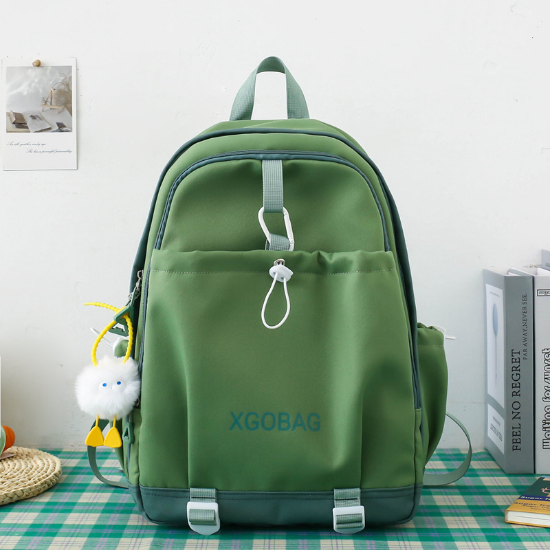 A lightweight new backpack, a hiking and mountain climbing bag for college students on campus, a high appearance level schoolbag, and a backpack for junior high school girls Specification drawing